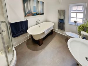 Photo 1- click for photo gallery